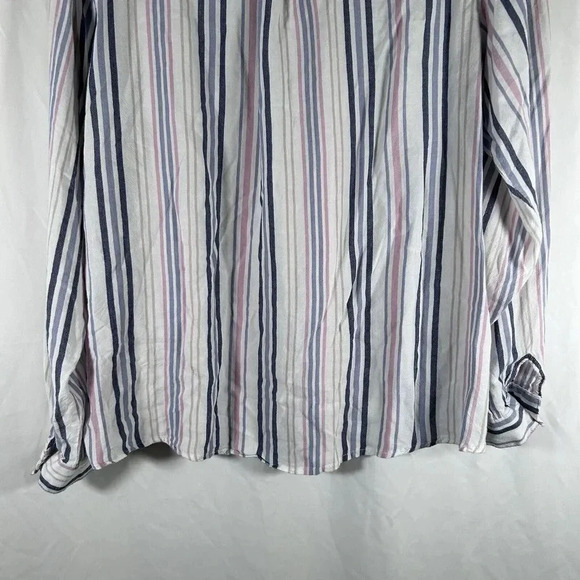 Maurices Blouse Women's XXL Pink White Striped Button Up Long Sleeve V-neck - Picture 10 of 10